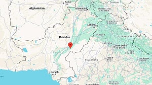 পাকিস্তানের সঙ্গে বন্ধুত্বের সংকট