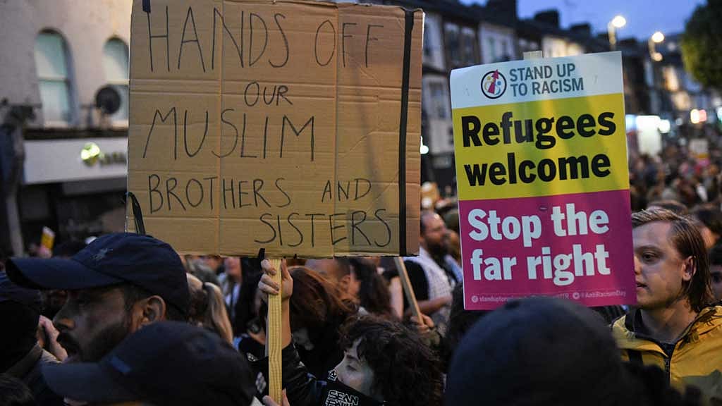 Anti-racism protests sweep Britain after far-right riots