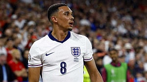 Alexander-Arnold dropped from England’s squad