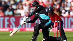 Conway replaces injured Allen in NZ squad