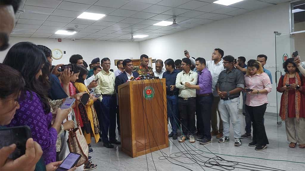 নির্বাচন কমিশন সচিব মো. জাহাংগীর আলম। 