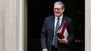 Coalition ready for Ukraine plans if truce agreed: Starmer