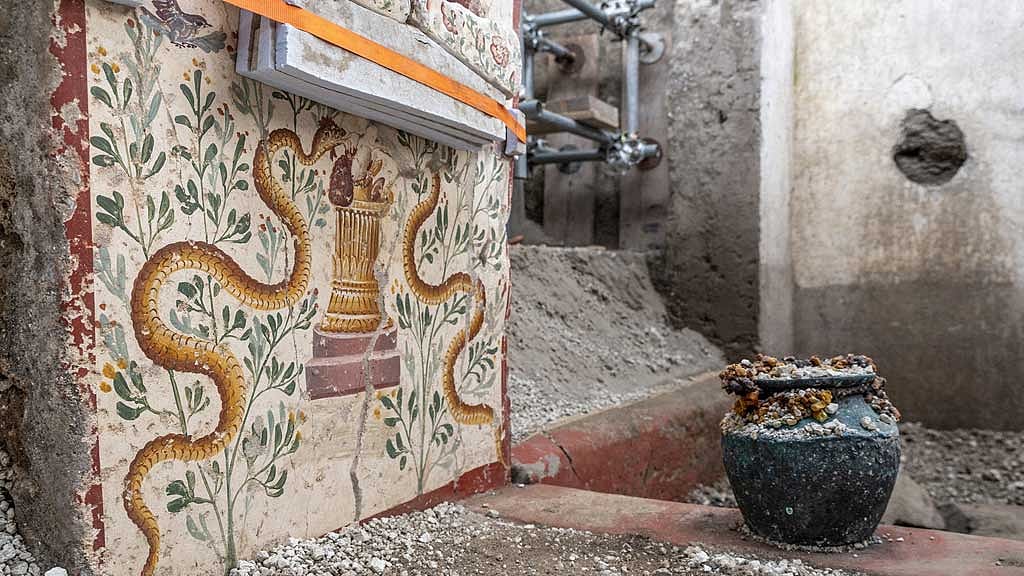 A detail of a richly decorated but uncommonly small house with finely preserved frescoes of mythological scenes is pictured in the archaeological site in Pompeii, Italy, in this handout photo obtained by Reuters on Oct 24, 2024. Parco Archeologico di Pompei/Handout via REUTERS