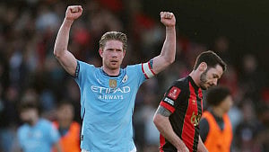 De Bruyne set for last clash against Man United
