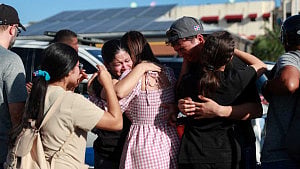 Death toll in Dominican Republic nightclub collapse rises to 124