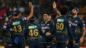 Siraj, Buttler guide Gujarat to easy IPL win over Bengaluru