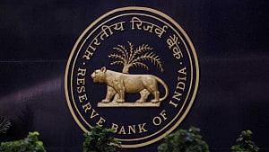 India central banker warns of dwindling money market liquidity