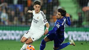 Guler strike keeps Real Madrid's title hopes alive