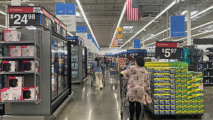 US consumer prices post first decline in five years