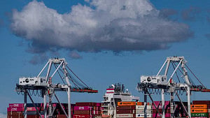 Trump aides eye 20pc tariffs as world awaits ‘Liberation Day’
