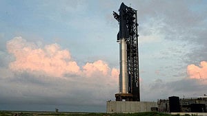 Cloudy weather delays SpaceX Starship's latest launch