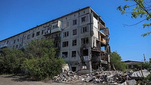 3 killed in Russian shelling of key Ukrainian city