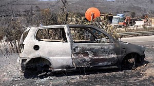 Wildfires kill 3 across southern Europe