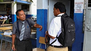No mohawks, 'Edgar cuts' allowed in El Salvador schools