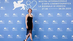 Emma Stone stars in dark comedy in tie-up with Lanthimos