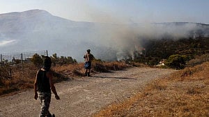 Greece fights wildfires amid strong winds
