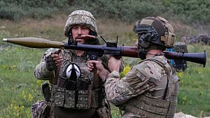 Ukrainian troops doubt quick ceasefire