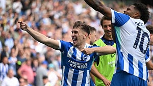 Brighton sink Man City