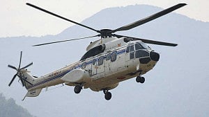 Helicopter crashes into field on Isle of Wight