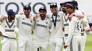 India hails Gill and his 'Supermen' after Oval heist