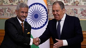 India, Russia agree to boost trade ties