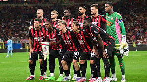 Milan stumble to defeat against Cremonese