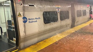 Heavy downpours disrupt travel along US Eastern Seaboard