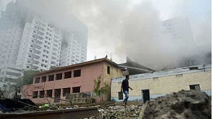 Pakistan fireworks warehouse blast kills 4