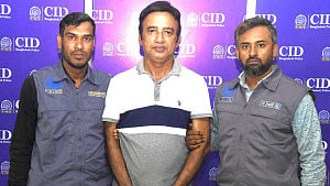 সাবেক মেয়র তাপসের সহযোগী টুটু ২ দিনের রিমান্ডে