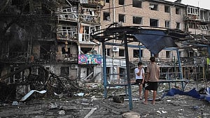 Ukraine vows to retaliate after Russian attacks