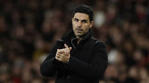 Arteta injury deepens Arsenal woes