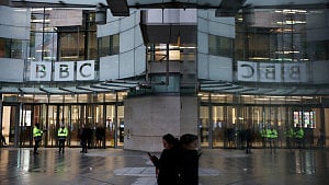 UK minister urges BBC to resist Trump lawsuit