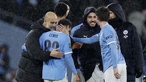Man City look to extend winning streak
