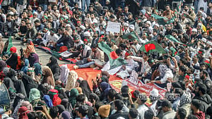 সব বিভাগীয় নগরীতে অবরোধের ডাক ইনকিলাব মঞ্চের