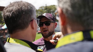 McCullum keen to keep England job despite Ashes defeat