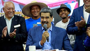 US vows to cut off resources for Maduro, cartels