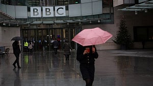 UK may let BBC run ads or subscriptions
