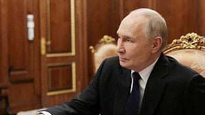 Putin vows Ukraine victory in New Year address