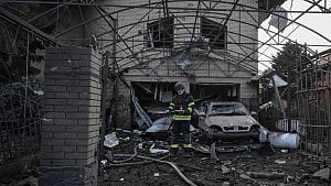 Russian forces take Ukrainian villagers across border