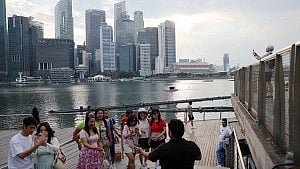 Chinese firms look to call Singapore home