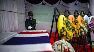 Thailand to keep fighting Cambodia after ceasefire claim