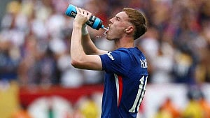 FIFA adds hydration breaks to every WC half