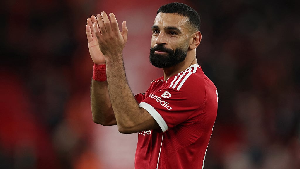 Premier League - Liverpool v Brighton & Hove Albion - Anfield, Liverpool, Britain - Dec 13, 2025 Liverpool's Mohamed Salah applauds fans after the match REUTERS/Phil Noble 