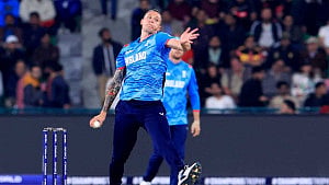 Ahmed named as Carse's replacement in England squad