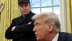 Stymied Musk renews firing threats