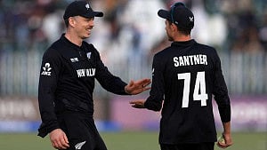 Santner delighted with Bracewell quality after heroics