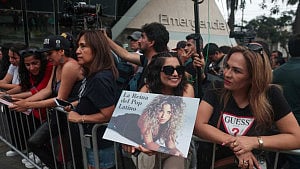 Shakira hospitalised in Peru with stomach issue