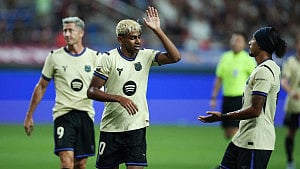 Barca thrash FC Seoul 7-3 in friendly