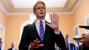 Bessent calls for deeper US bank regulatory reforms