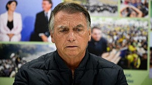Bolsonaro drafted Argentina asylum request, police allege